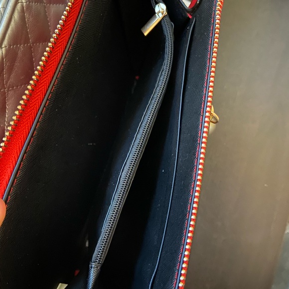 Red/Black/Brown graphic Handbag (Morph Boutique) - Picture 6 of 7